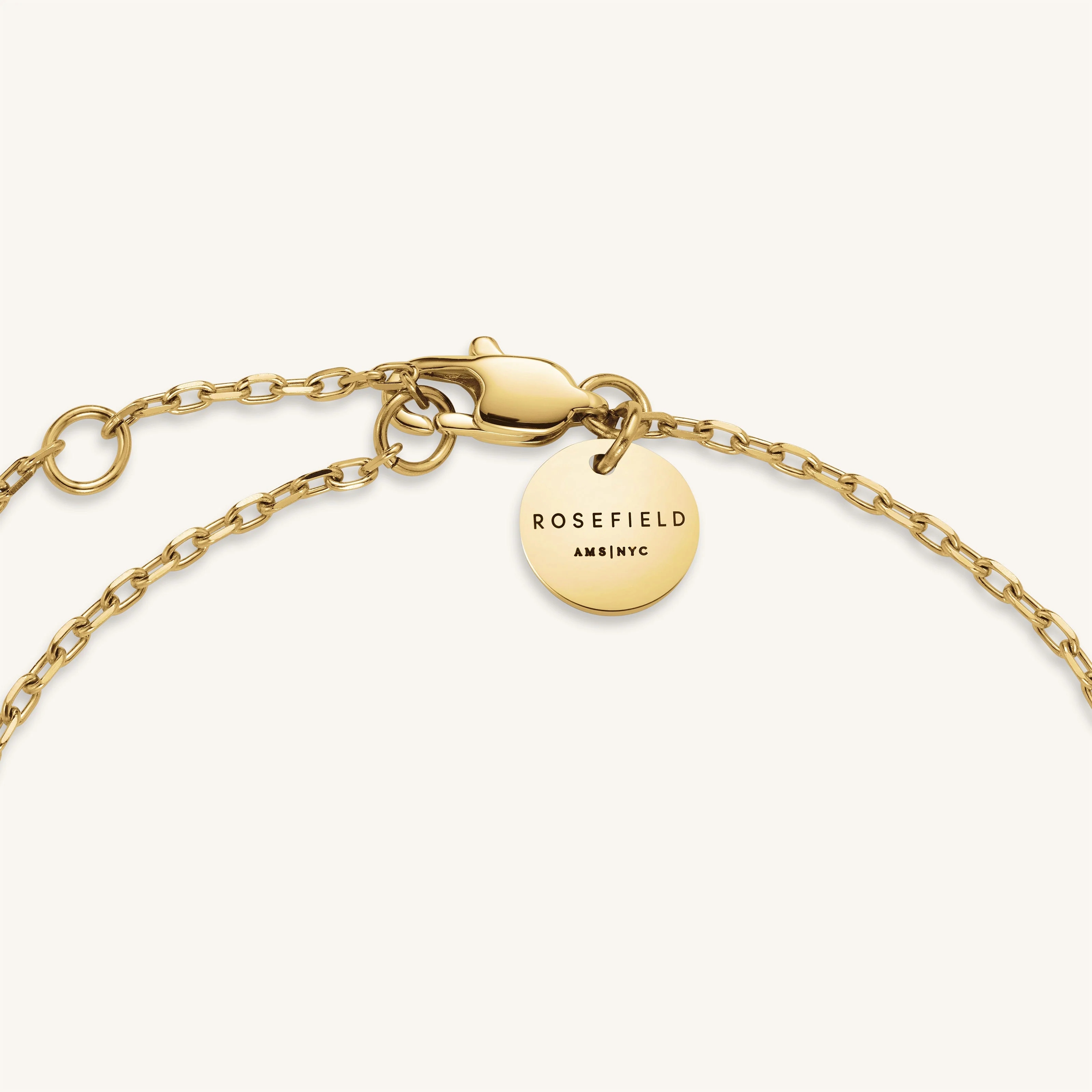 Bracelet lettre Q avec cristaux - Image 4
